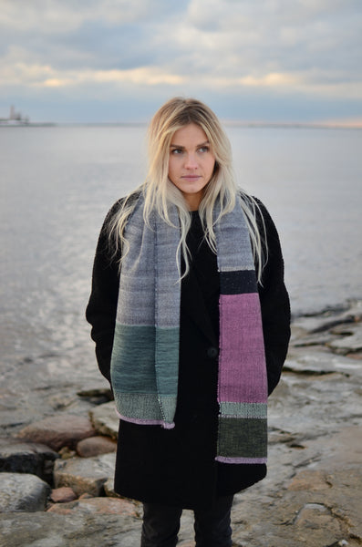 Wool scarf City in Grey