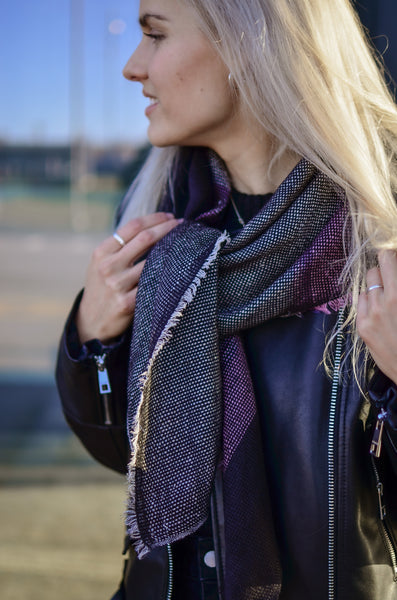 Linen scarf Black III