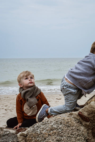 Kids scarf Brown